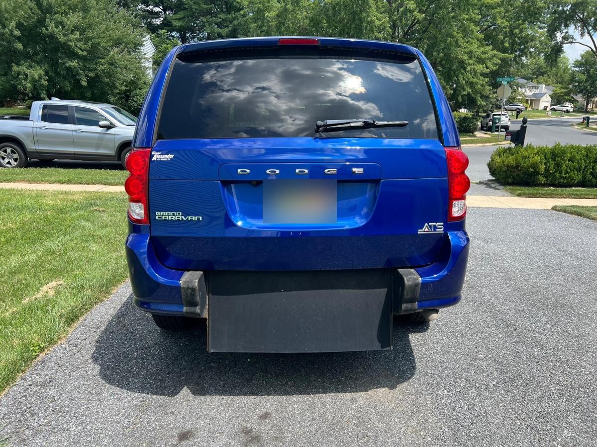 2020 Dodge Grand Caravan SE ATS Rear-Entry Long-Cut Wheelchair Van — photo 6